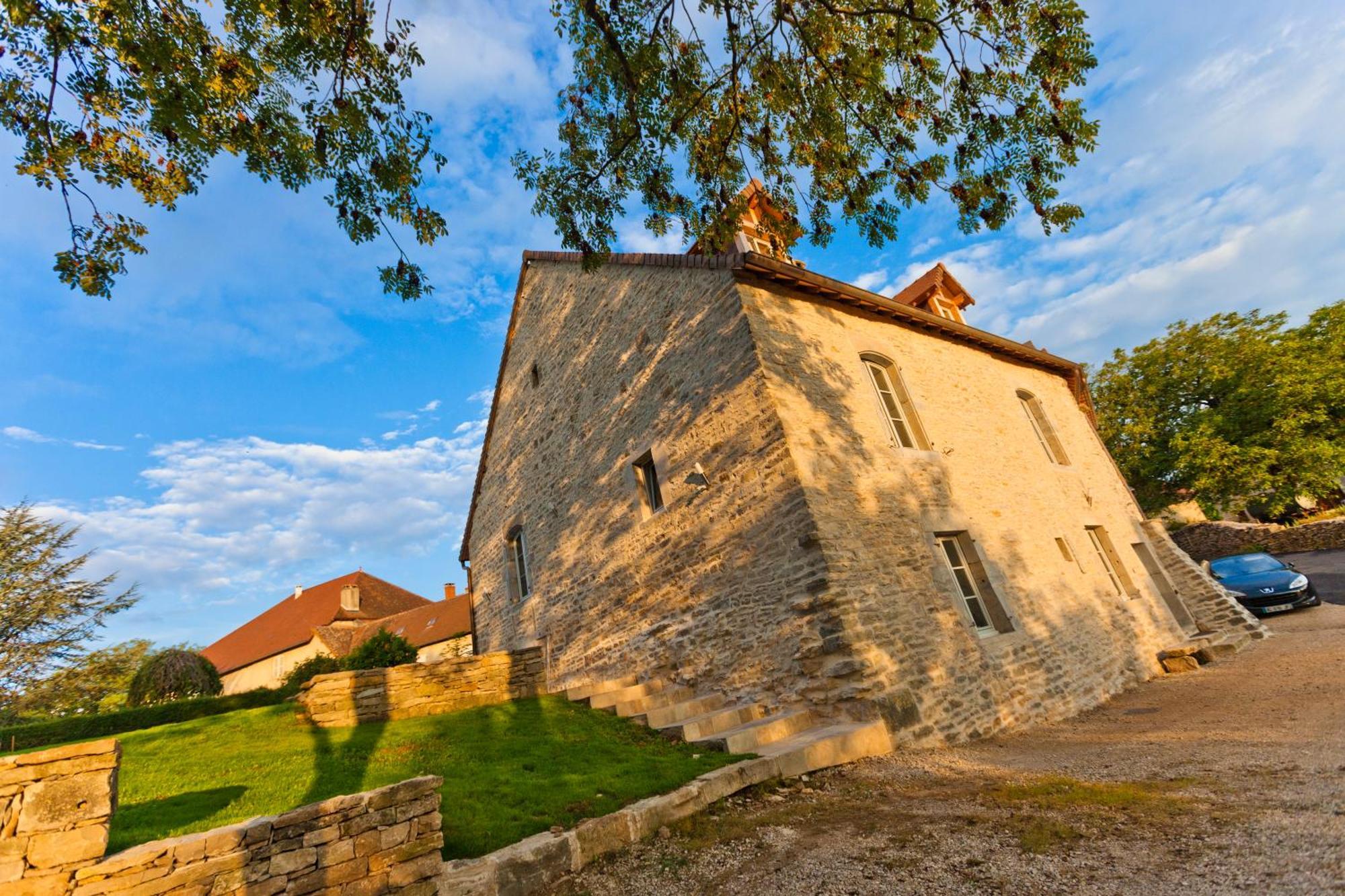 La Tour Charlemagne Bed & Breakfast Château-Chalon Екстериор снимка