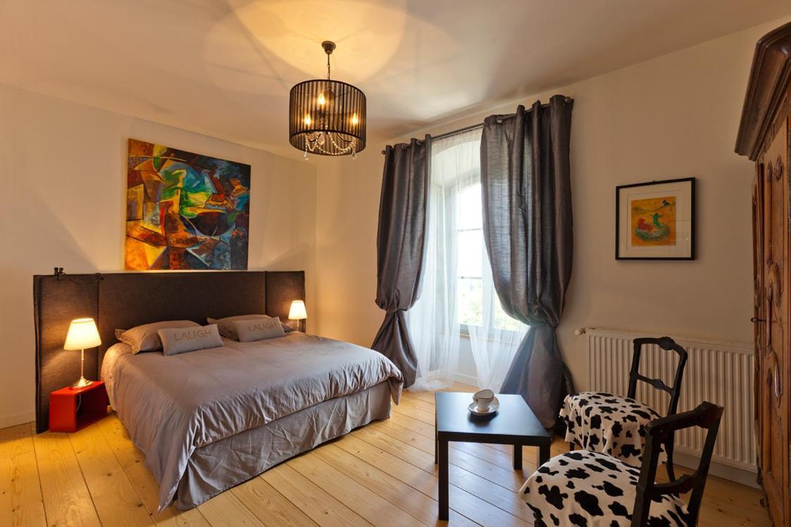 La Tour Charlemagne Bed & Breakfast Château-Chalon Екстериор снимка