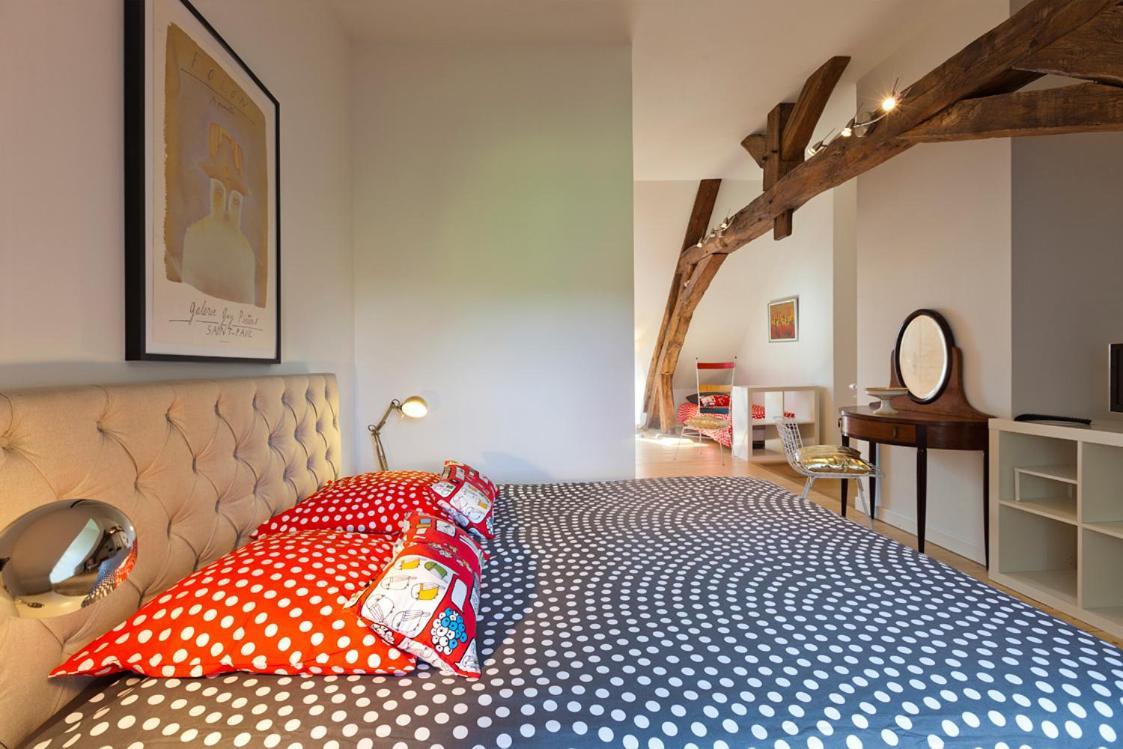 La Tour Charlemagne Bed & Breakfast Château-Chalon Екстериор снимка